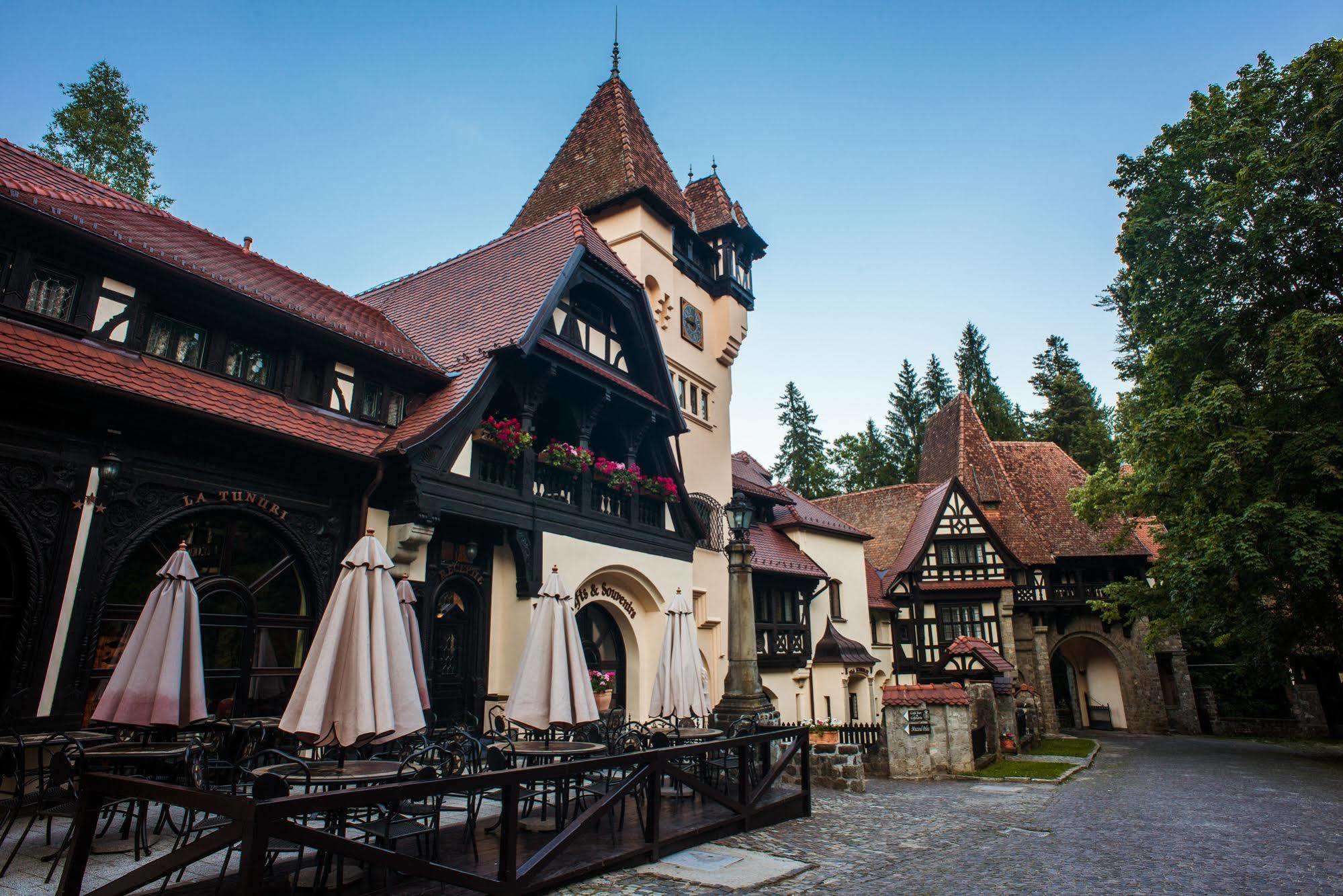 Complex La Tunuri - Vila Economat Hotel Sinaia Exterior foto